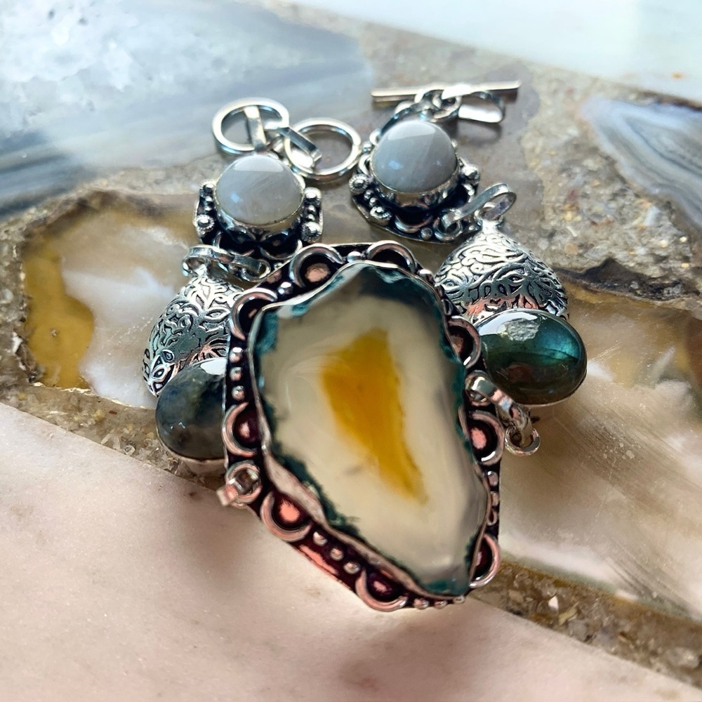 2330 Artisan Silver Bracelet with Green and Yellow Stone